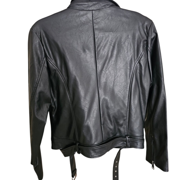 Elodie Classic Black Jacket - Picture 4 of 6